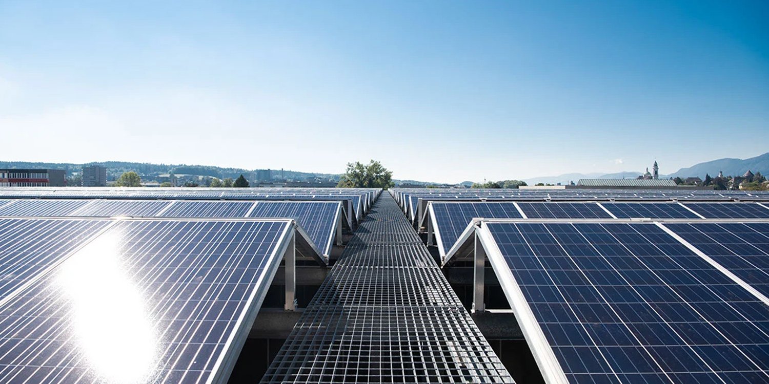 Flachdach-EFH-Produkte-Solaranlage-Funktionsweise