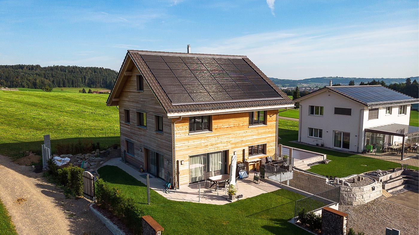 helion-stagelarge-photovoltaik-haus
