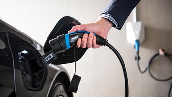 Parkplätze ohne Elektroauto-Ladestation bald wertlos