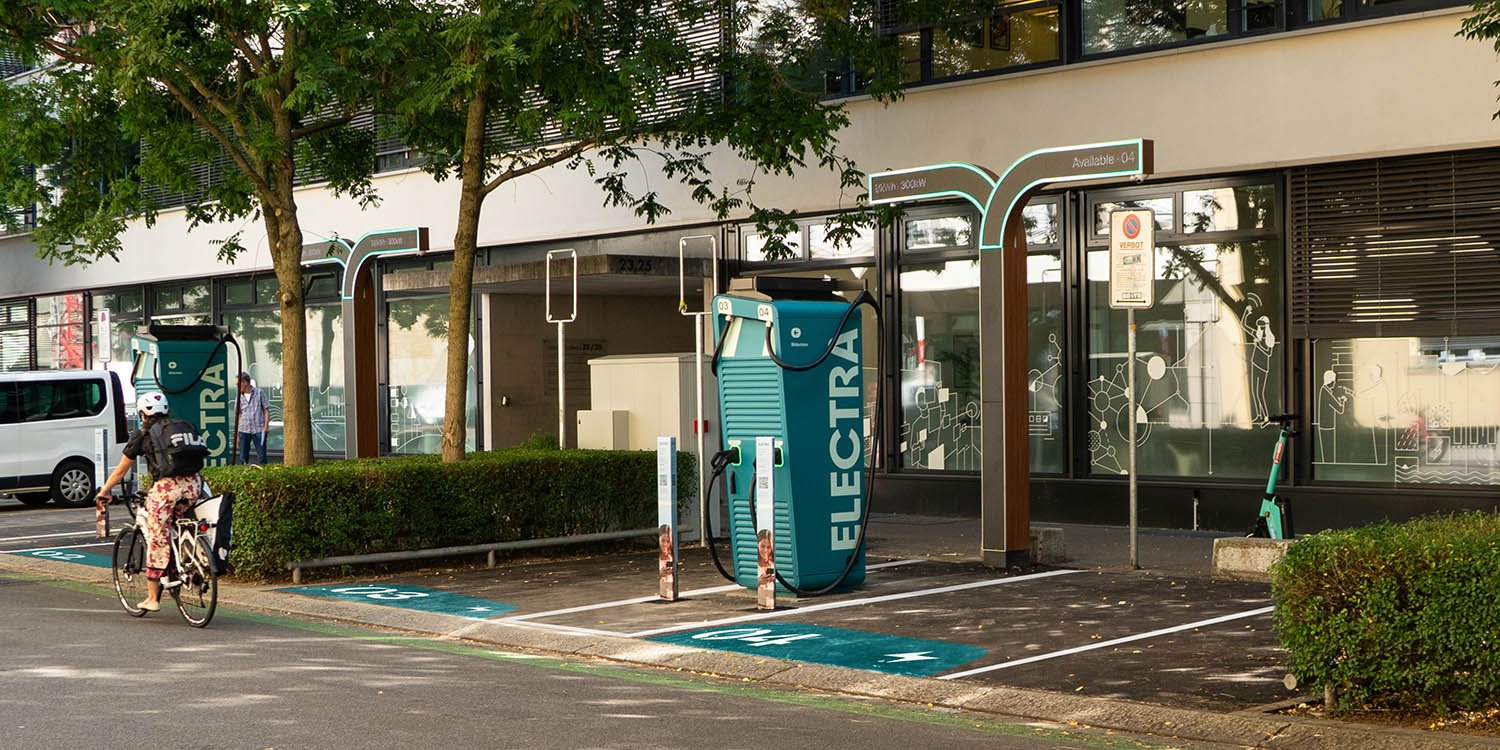 Schnellladestation-DC-kaufen-GI-Produkte-Ladestation-Schnellladestationen-w1500xh750px