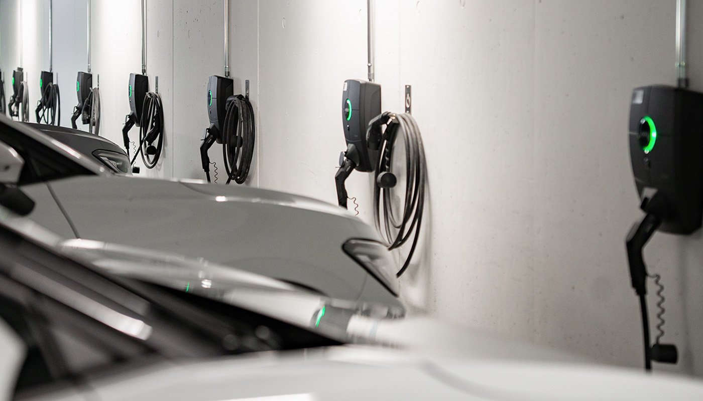 Wallbox-Tiefgarage-GI-Produkt-Ladeloesungen-AC-w1400xh800px